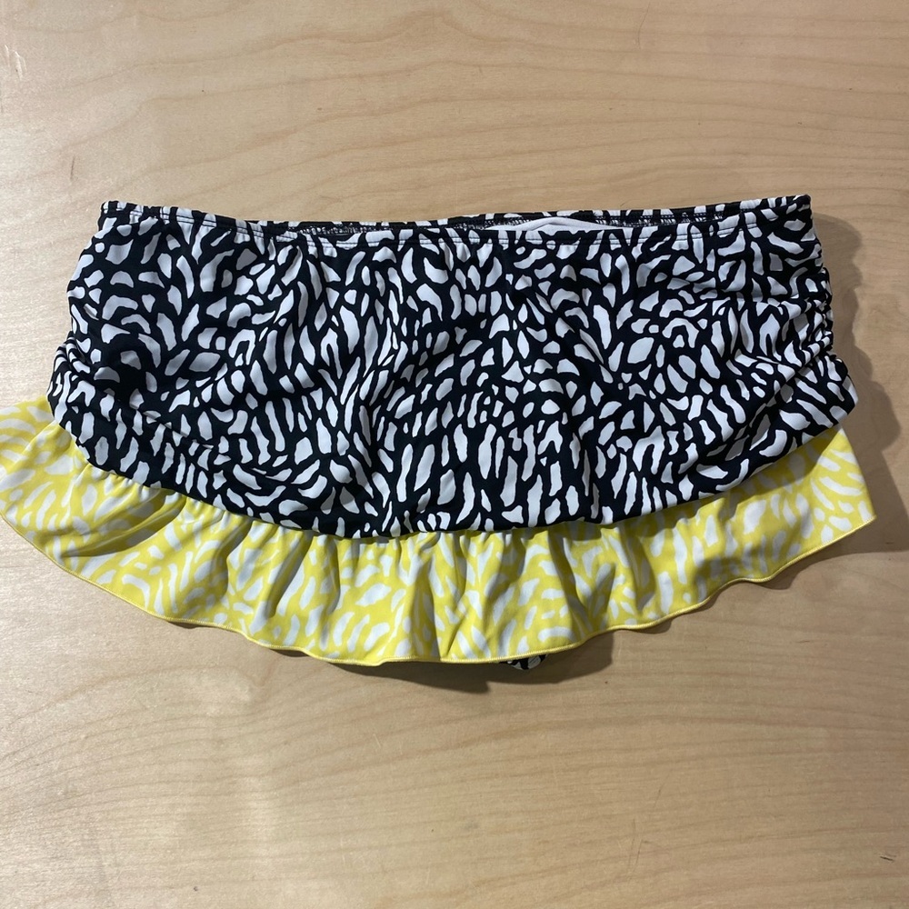 24th & Ocean Stylish Black and Yellow Women's Bikini Bottom Large (NA) - Picture 9 of 9
